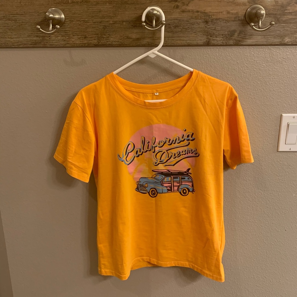 Brand new! T shirt